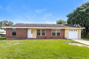 1983 Se Floresta Dr - Photo 1 of 1
