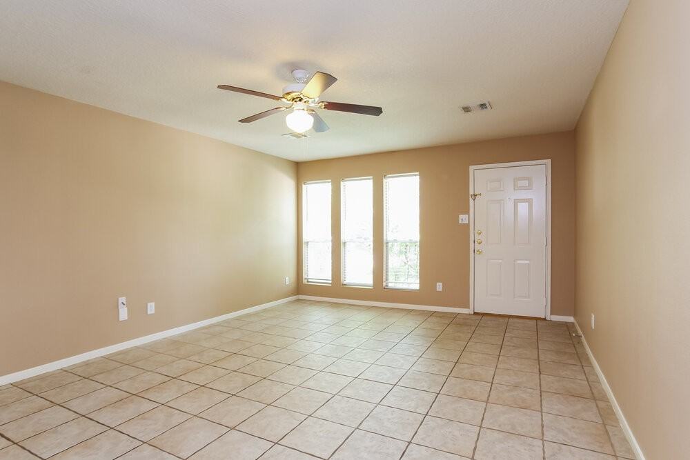 13230 Firebrick Dr - Photo 3 of 14