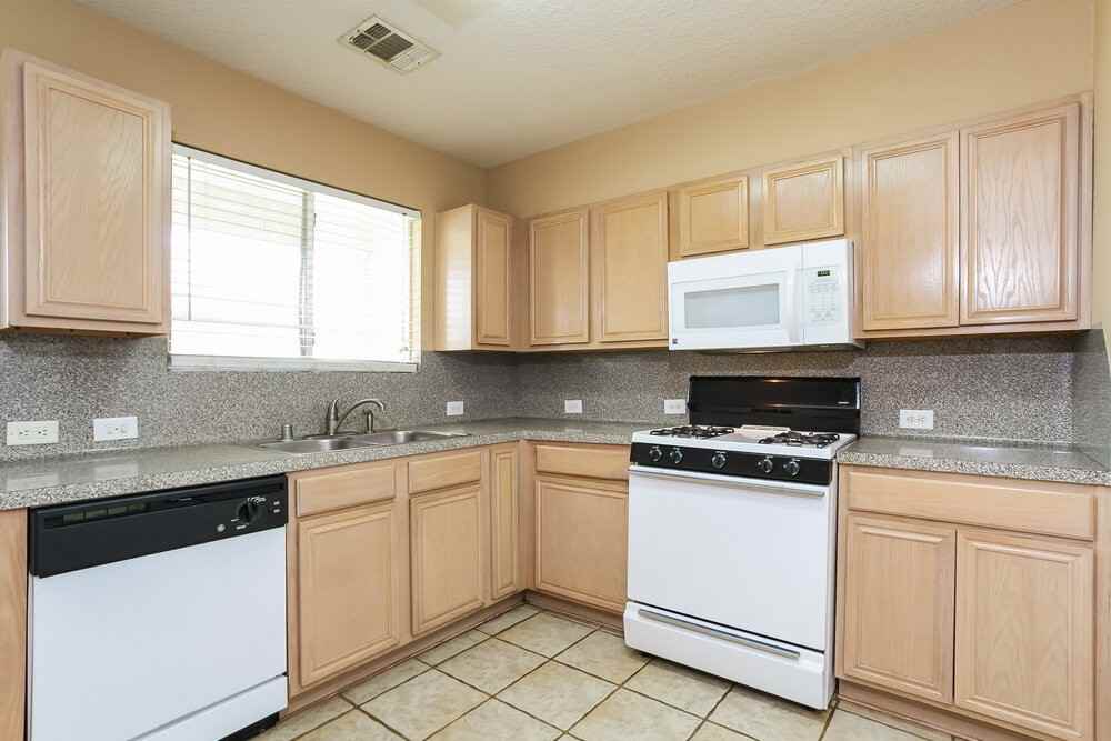 13230 Firebrick Dr - Photo 4 of 14