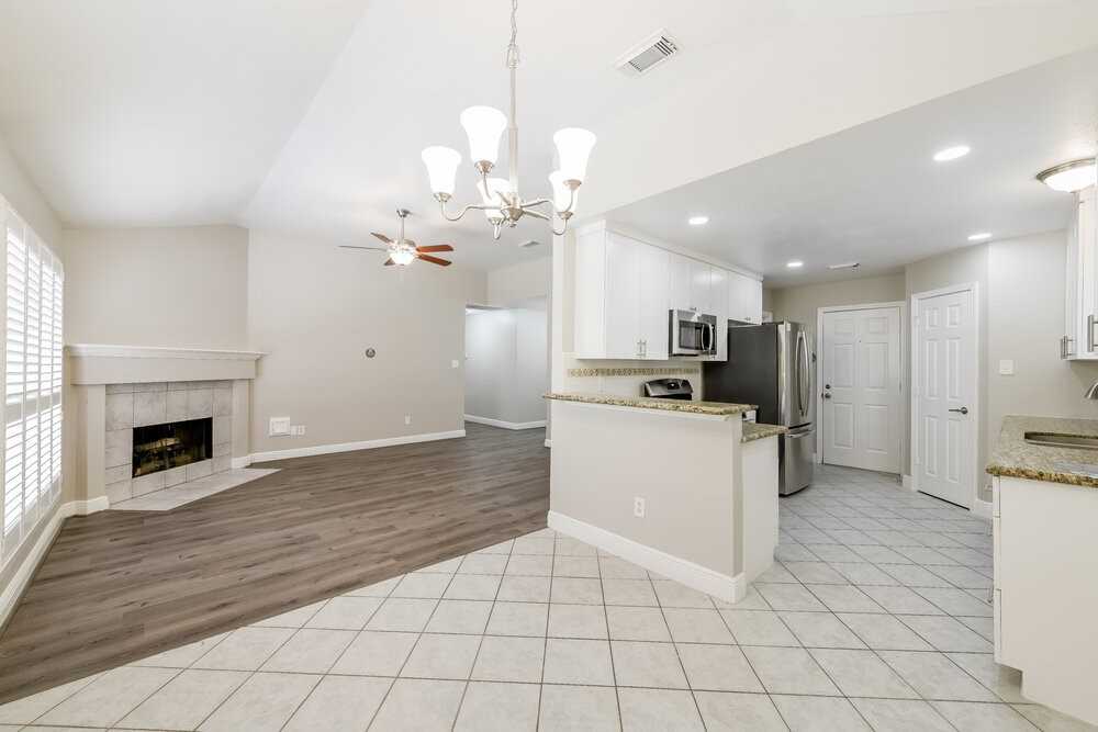 23206 Sandpiper Trl - Photo 6 of 16