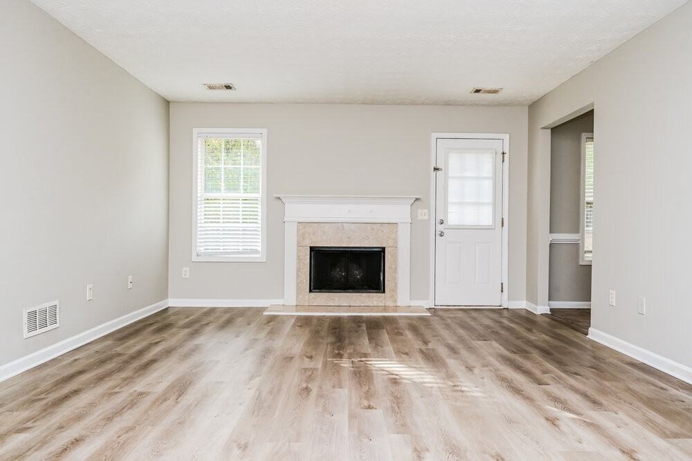120 Sampson Ct - Photo 4 of 16