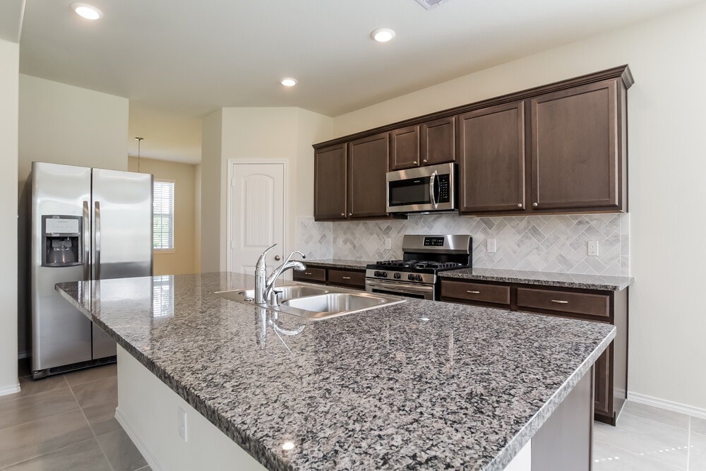 4048 Erlington Bend Trce - Photo 5 of 15