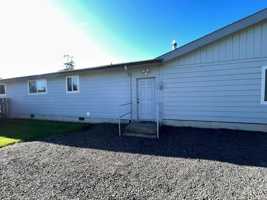 featured image of 6810 Chattam Way