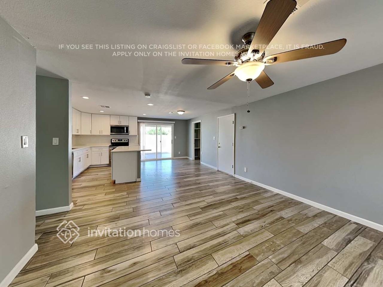 14430 N 41st Ct - Photo 5 of 16