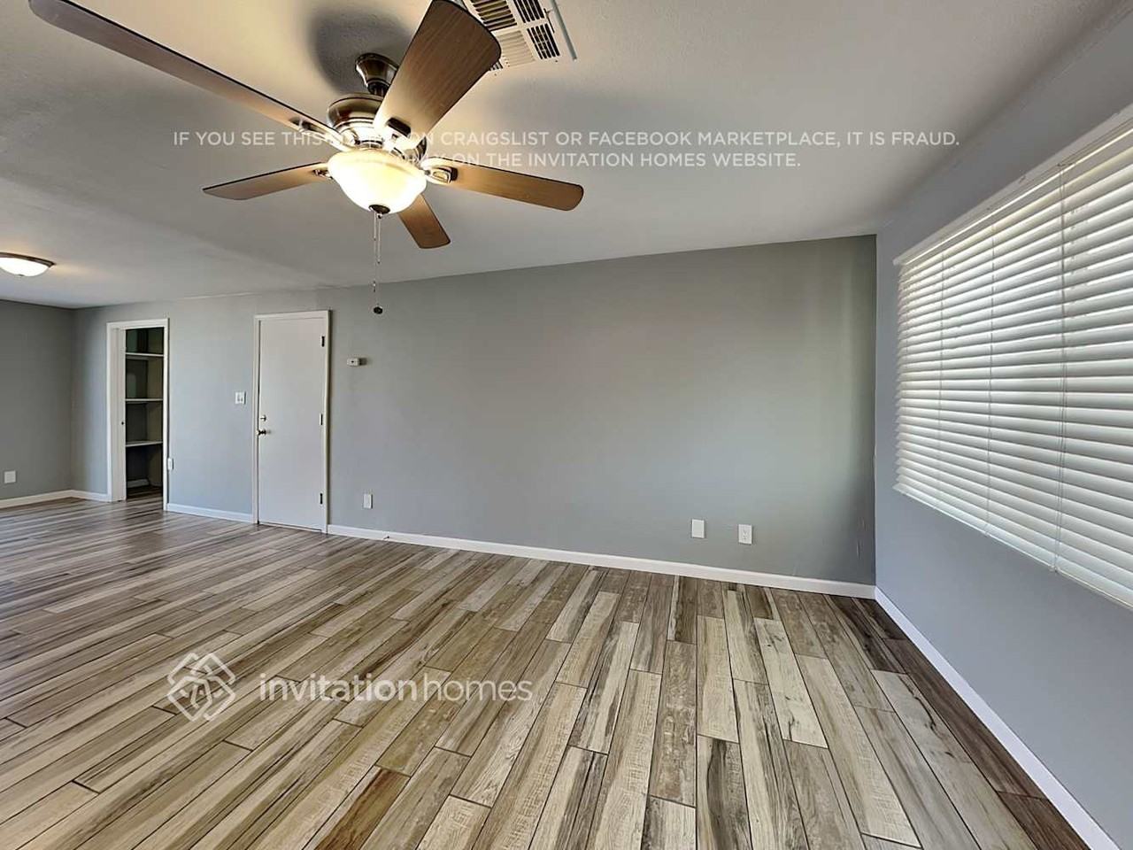 14430 N 41st Ct - Photo 4 of 16