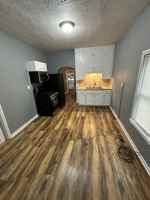 featured image of 205 S Maple St