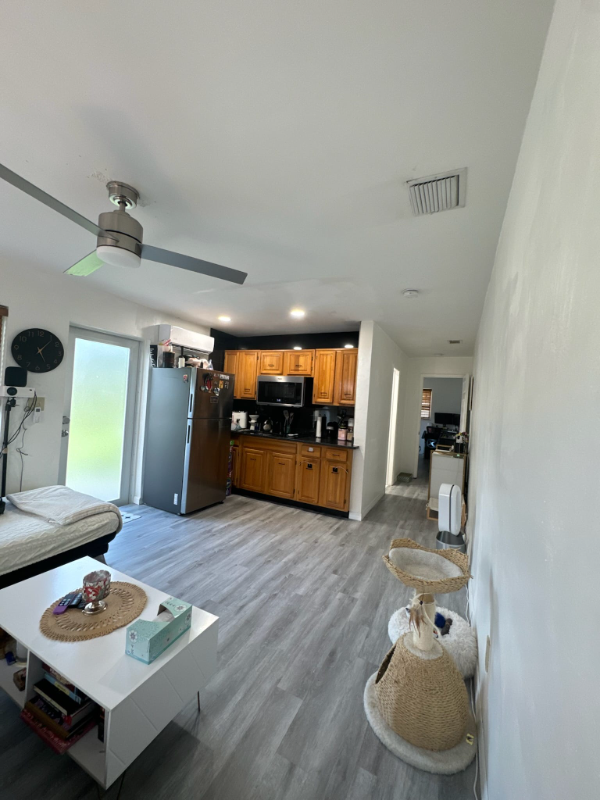 5140 Ne 3rd Ave #REAR - Photo 3 of 9