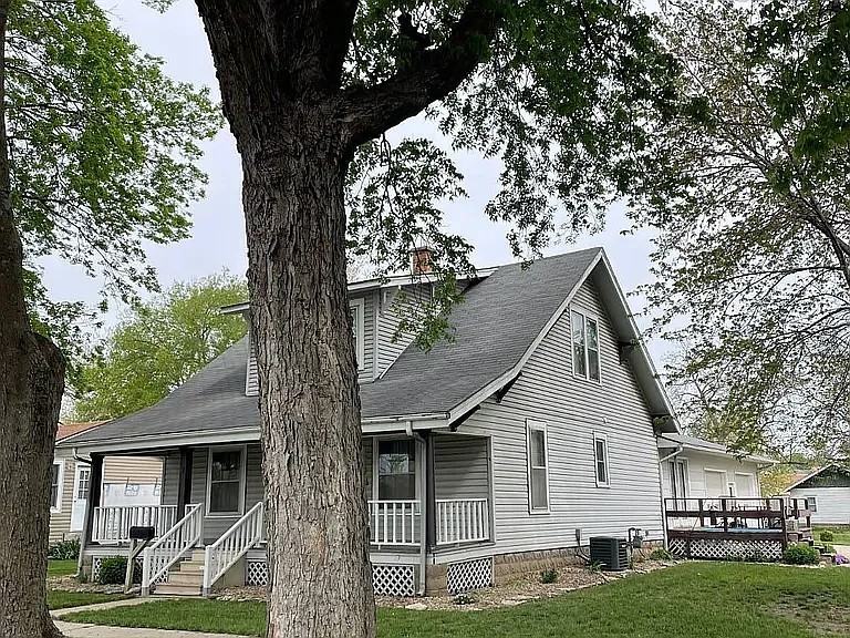 1010 Jackson St #NA - Photo 2 of 15