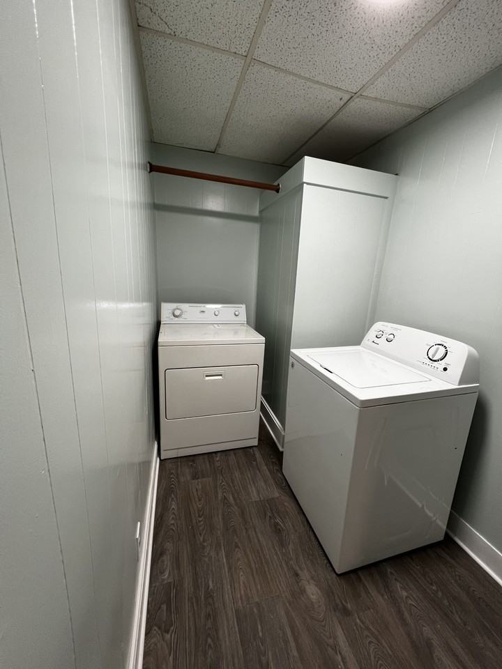 91 4th St #1 - Photo 3 of 19