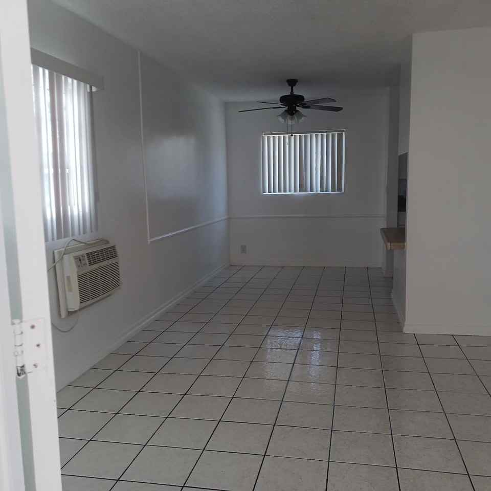 6216 Beck Ave #3 - Photo 3 of 21