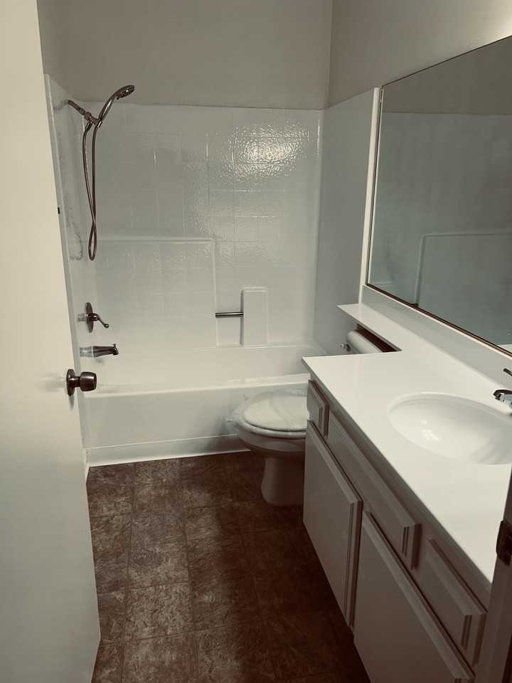 13040 Moorpark Street #102 - Photo 3 of 18