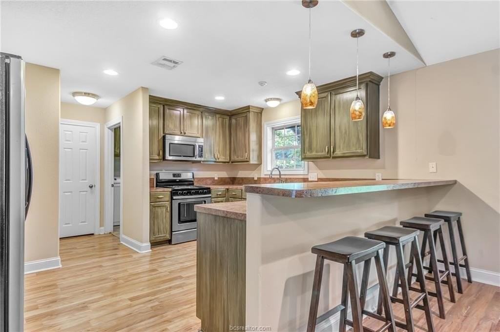 1800 Hondo Dr - Photo 7 of 22