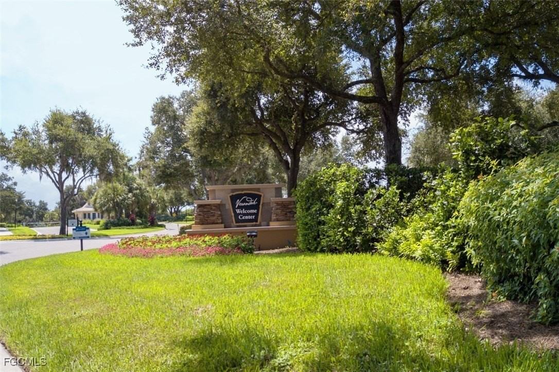 3460 Lakeview Isle Ct - Photo 4 of 44