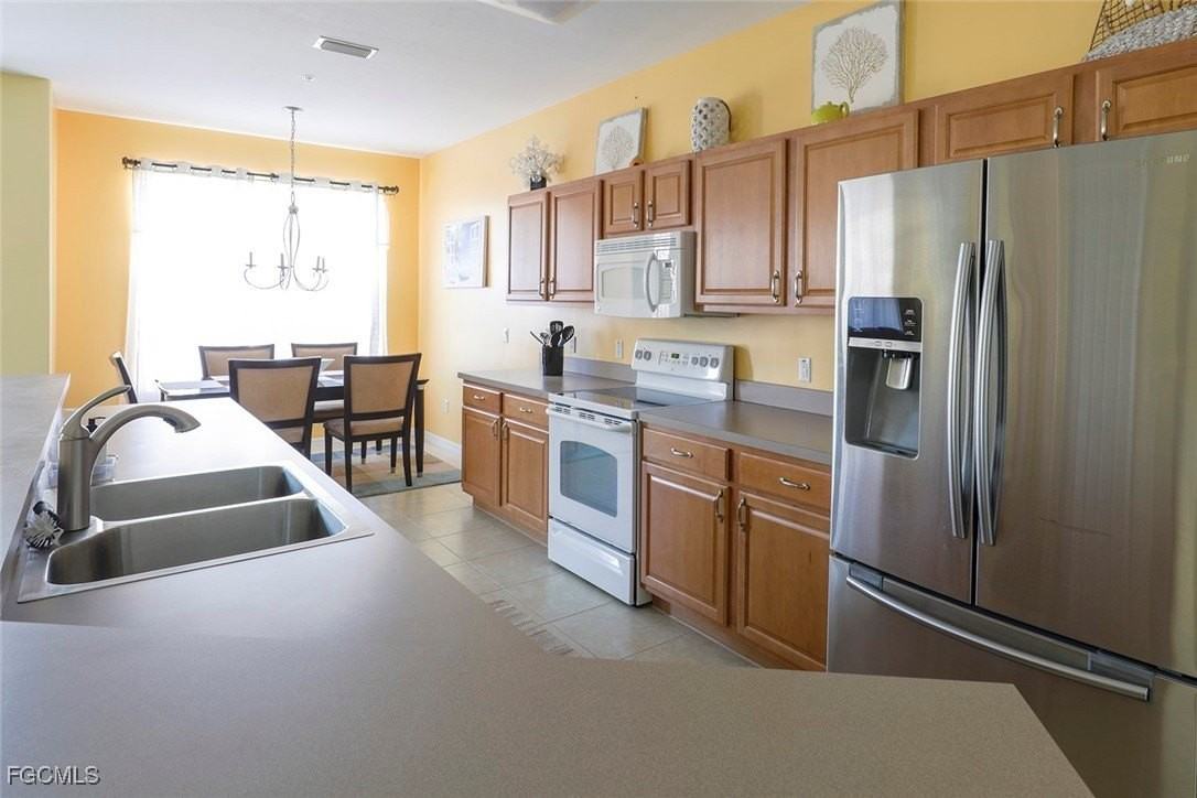 11700 Pasetto Ln Apt 210 #210 - Photo 3 of 24