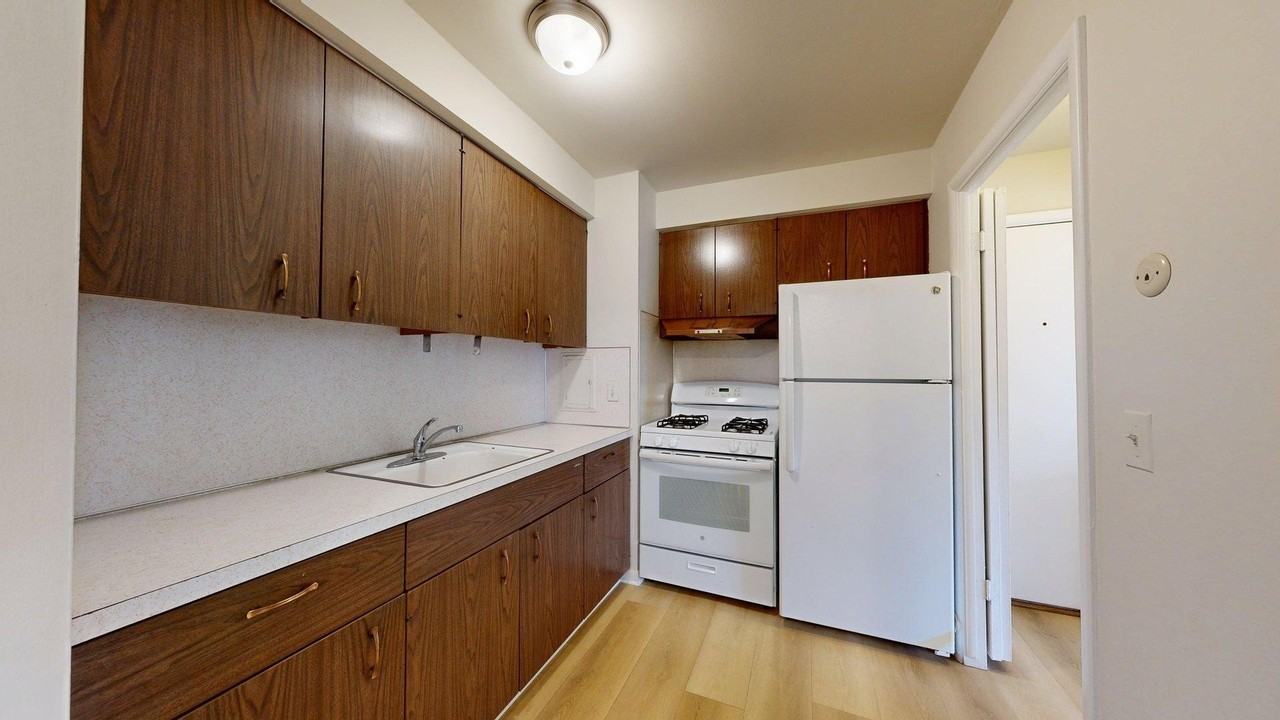 1257 Island Dr Apt 203 #203 - Photo 3 of 14