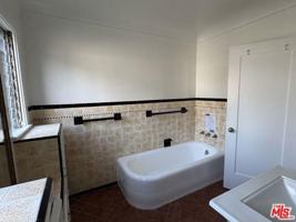 featured image of 326 North La Jolla Avenue