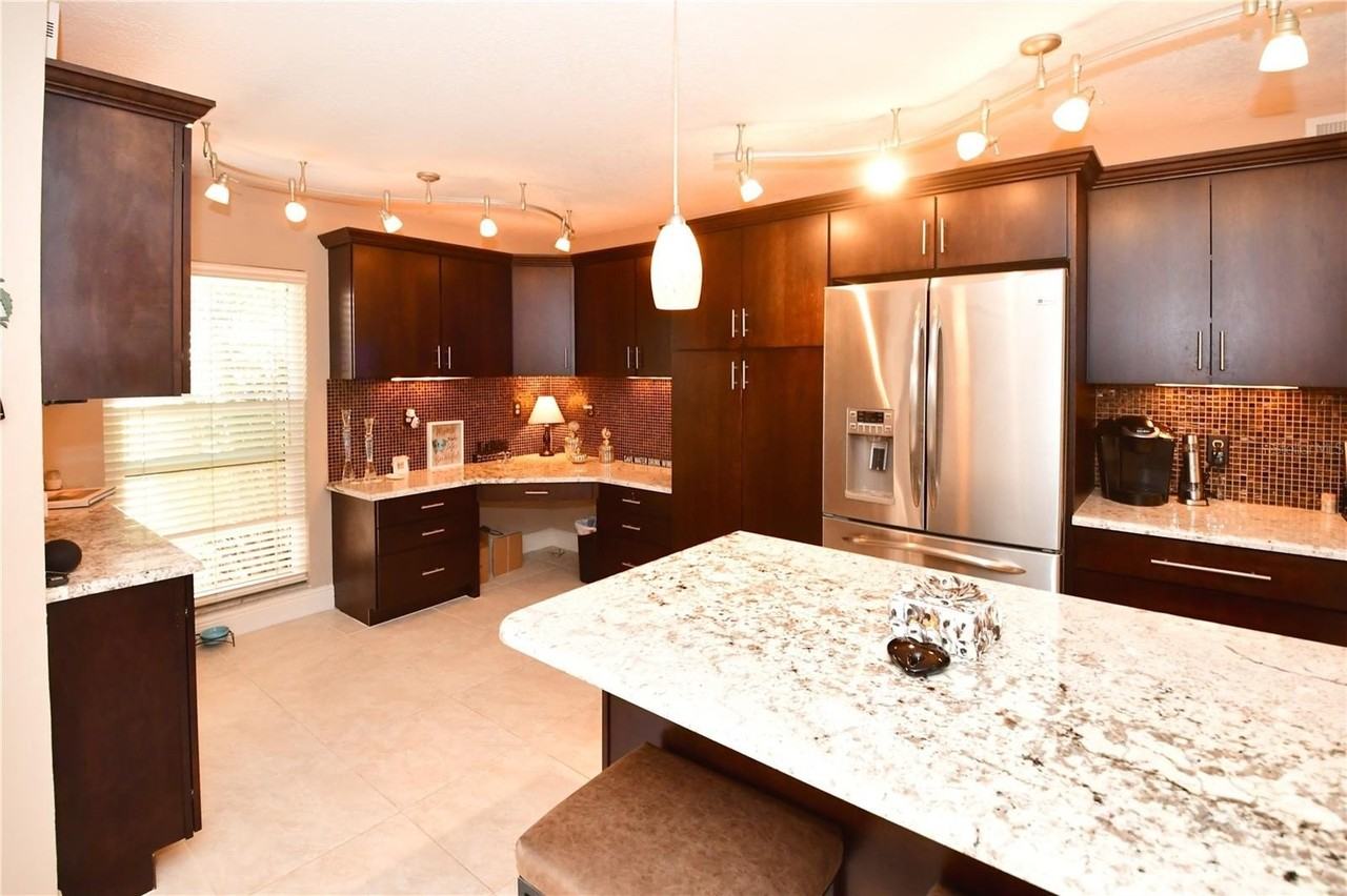 4730 Brittany Dr S #35 - Photo 6 of 27