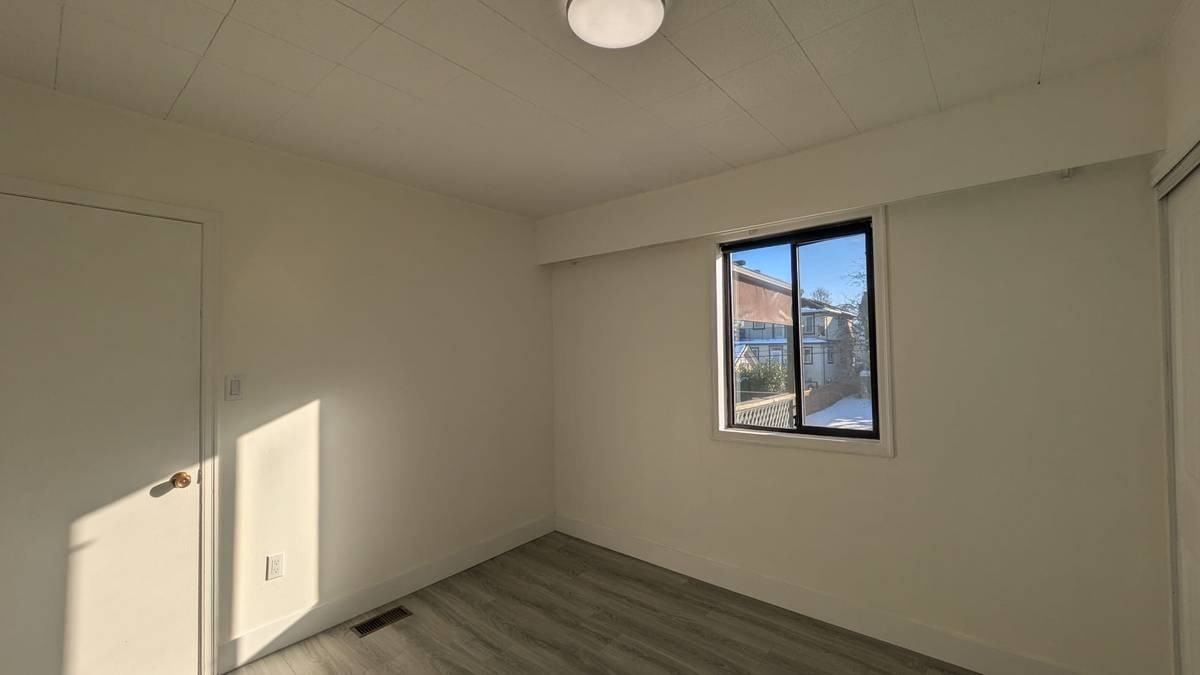 3404 East 26th Avenue - Photo 3 of 21