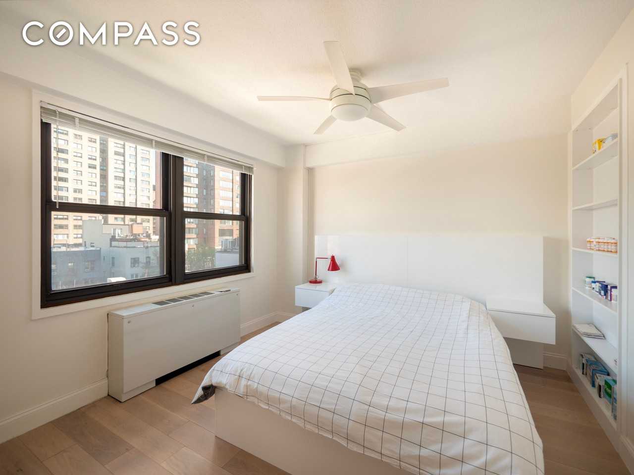 520 East 81st Street #10H - Photo 3 of 7