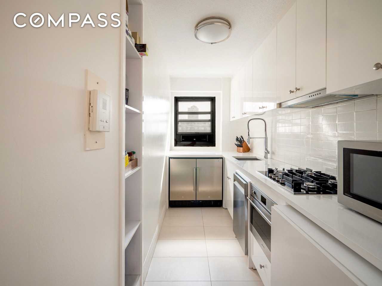 520 East 81st Street #10H - Photo 7 of 7