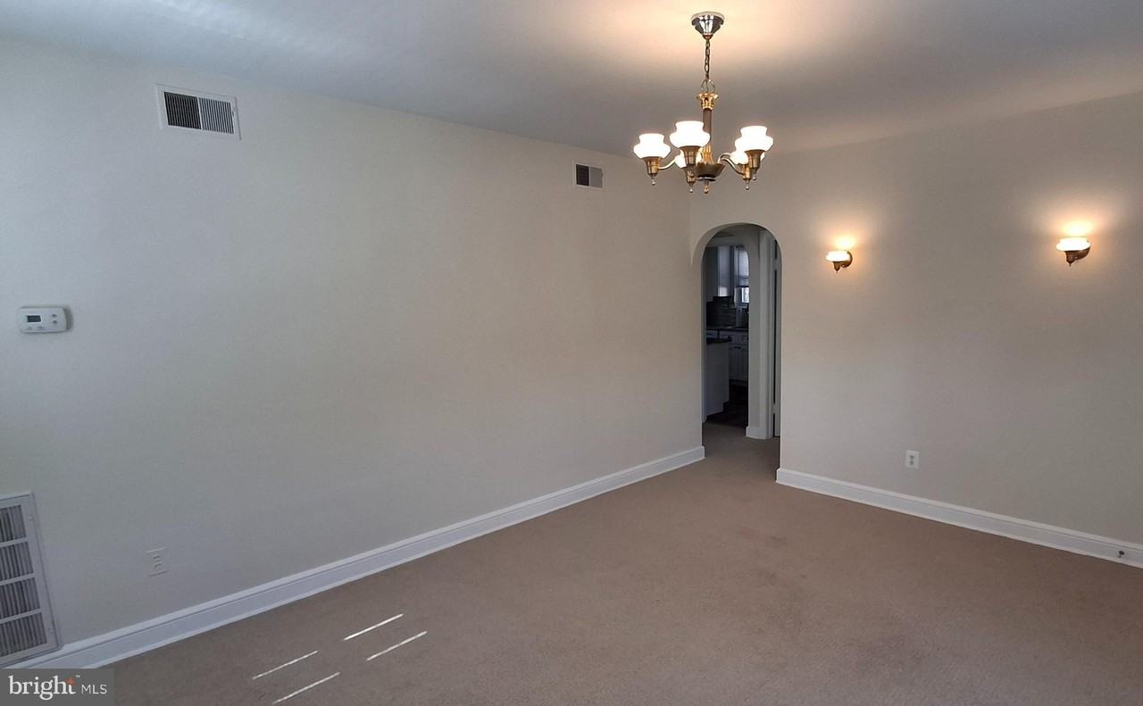 8102 Garland Ave Apt 1 #1 - Photo 4 of 14