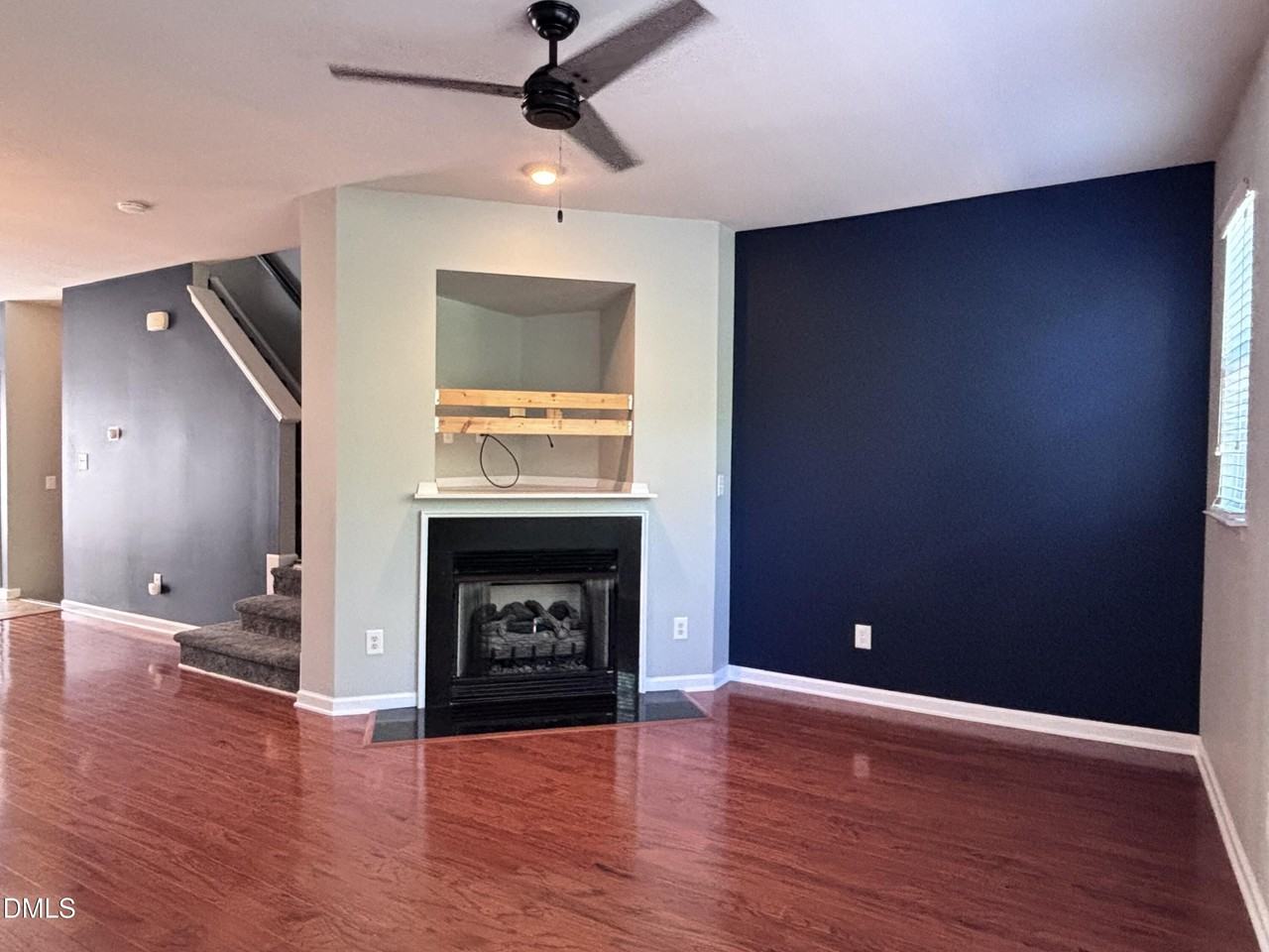 3839 Cary Glen Blvd - Photo 4 of 17