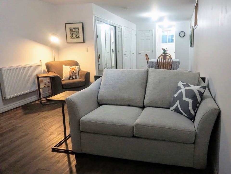 35 Hallam Street #1B - Photo 2 of 13