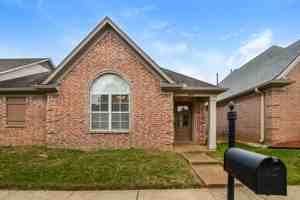 featured image of 10253 Eveninghill Dr