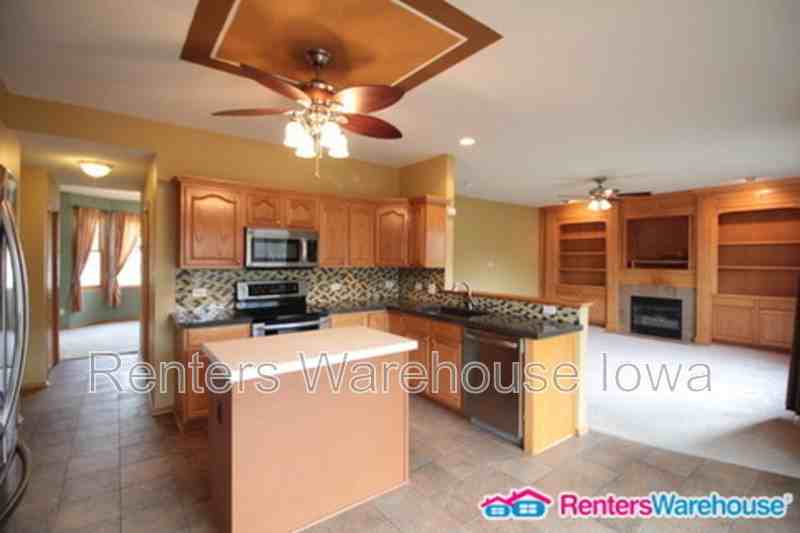 6874 Dakota Dr - Photo 4 of 24