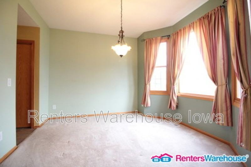 6874 Dakota Dr - Photo 7 of 24