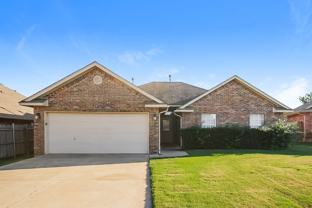 912 Sw 38th St - Photo 1 of 1