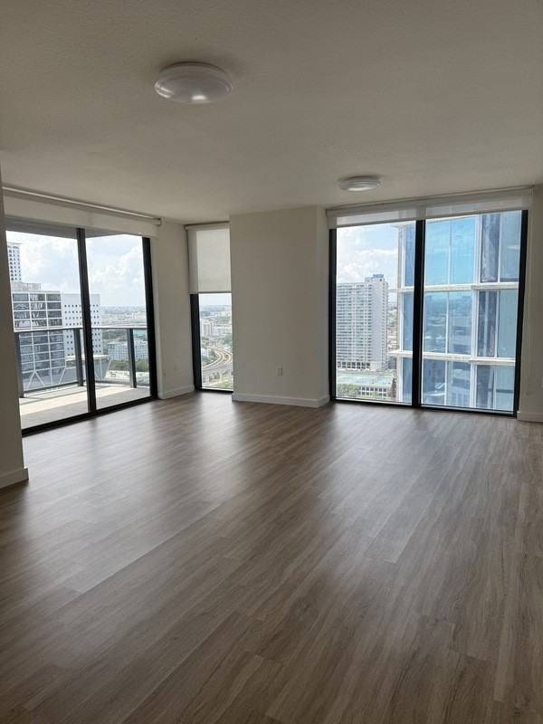 513 N Miami Ave #B2 - Photo 3 of 15