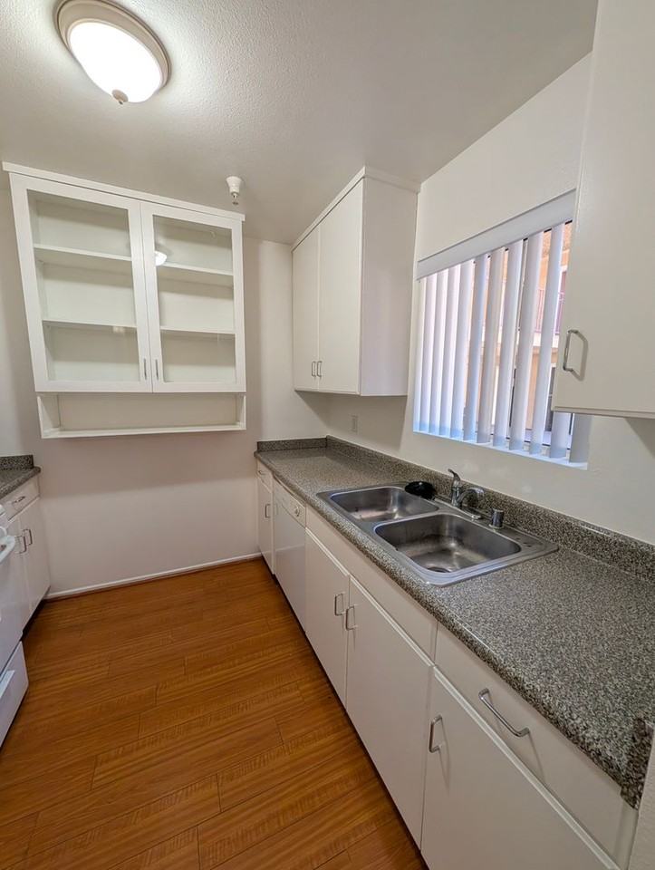 YaYa Valerio, LLC - Photo 6 of 37