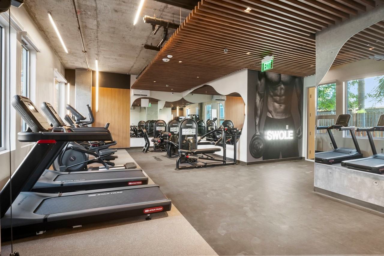 8th and U - Photo 3 of 34