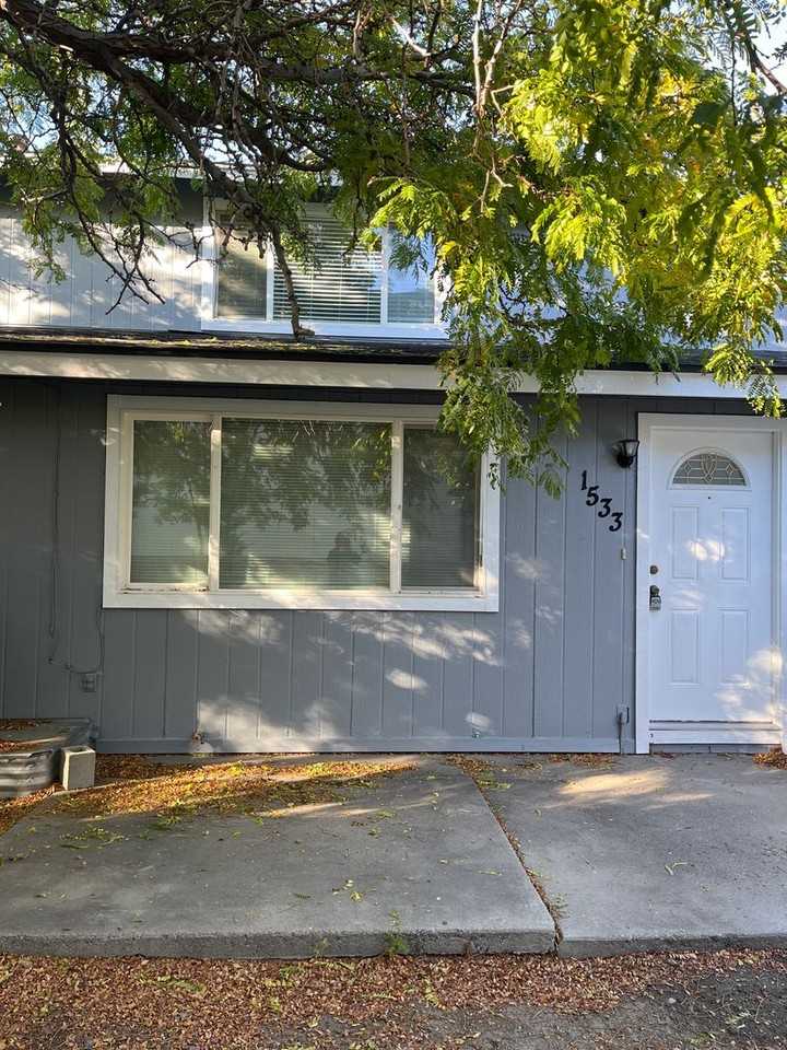 1533 E Long St - Photo 2 of 14