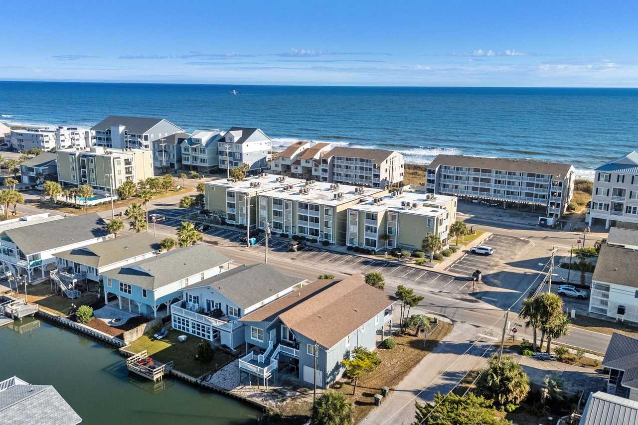 4800 Lake Dr #3E - Photo 6 of 50