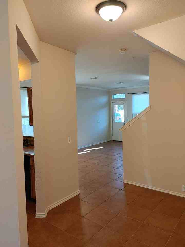 6149 Negley #A - Photo 4 of 21