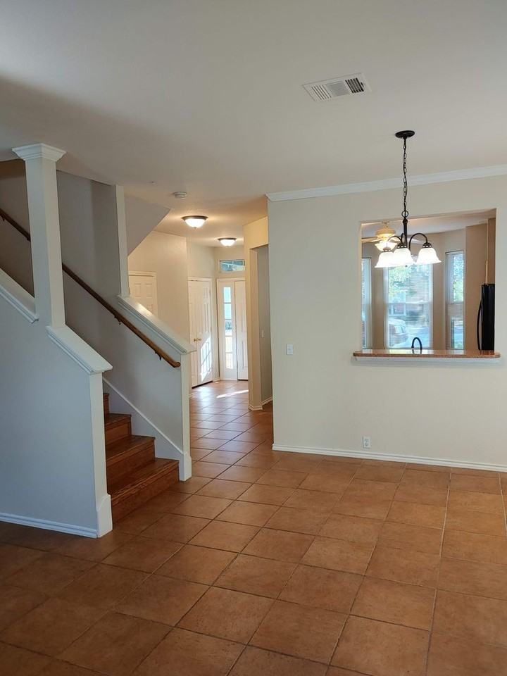 6149 Negley #A - Photo 5 of 21