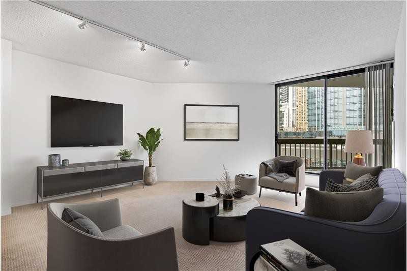 829 North Dearborn Street #09 - Photo 2 of 5