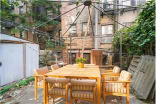 323A E 89th St #1R - Photo 1 of 1