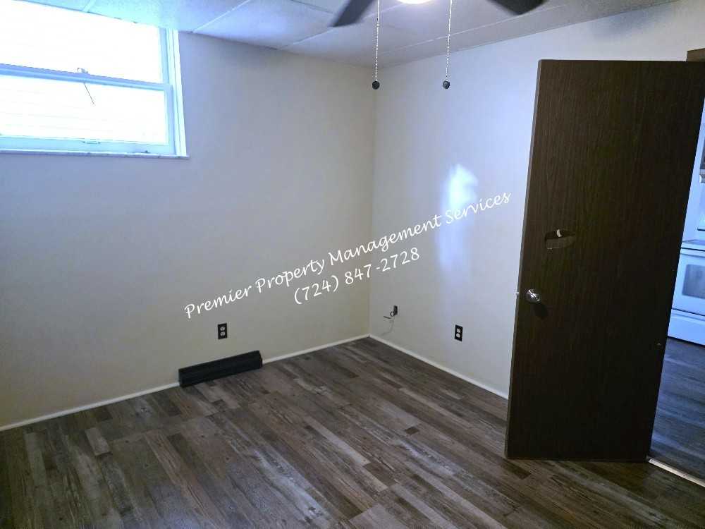 485 New York Avenue - Photo 5 of 12