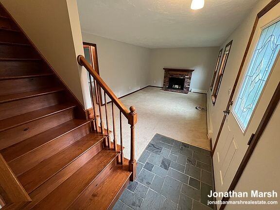 118 Whitney St - Photo 2 of 15