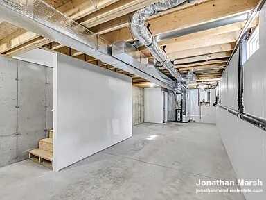 211 Pine St #3 - Photo 3 of 12