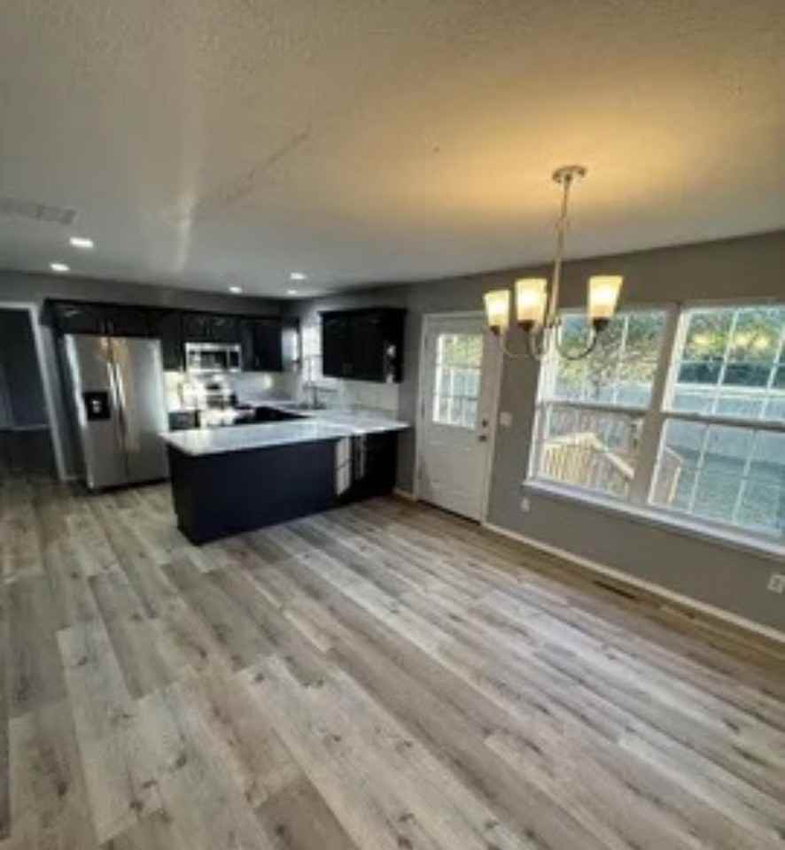 2882 West Lasalle Street - Photo 6 of 33