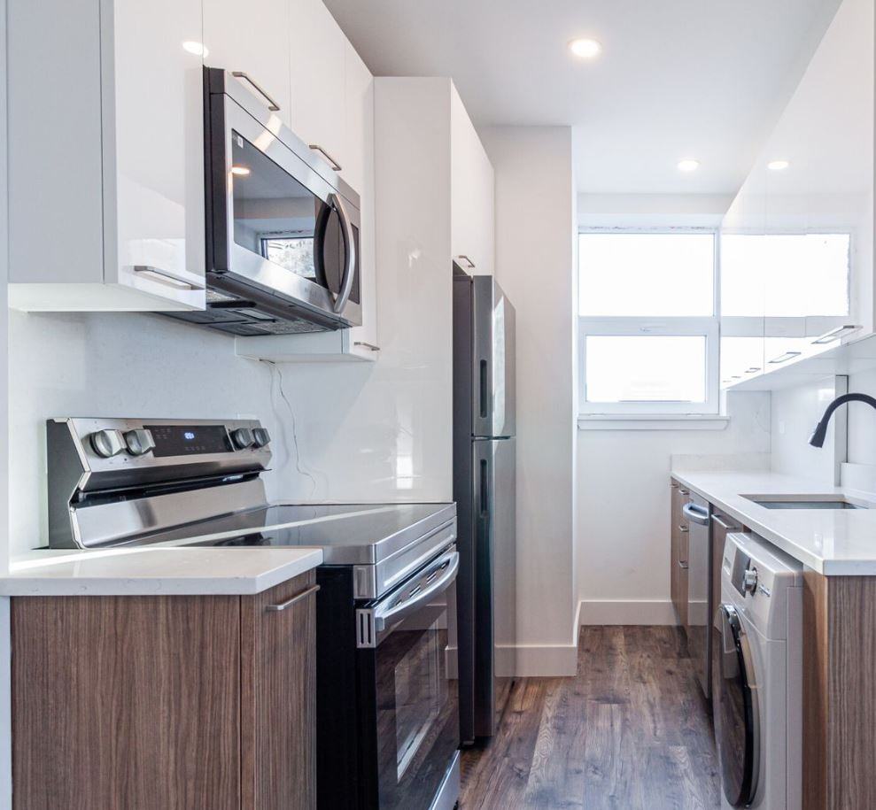 W Carmen Ave & N Sheridan Rd - Photo 7 of 9