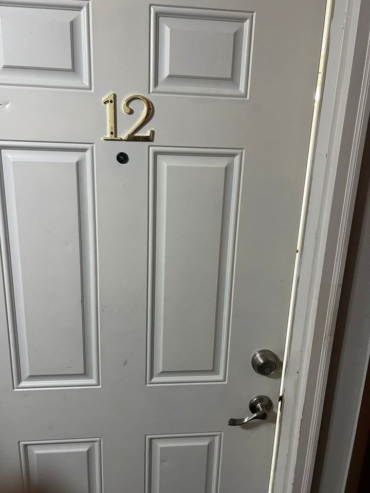 1231 N Dakota Ave #12 - Photo 2 of 20