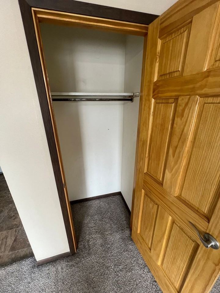 1231 N Dakota Ave #12 - Photo 6 of 20