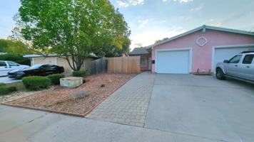 featured image of 10400 S White Rock Rd #10402