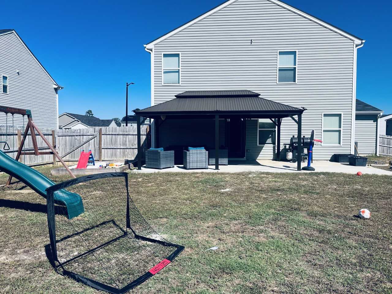 1718 Ennismore Rd #1718 - Photo 2 of 18