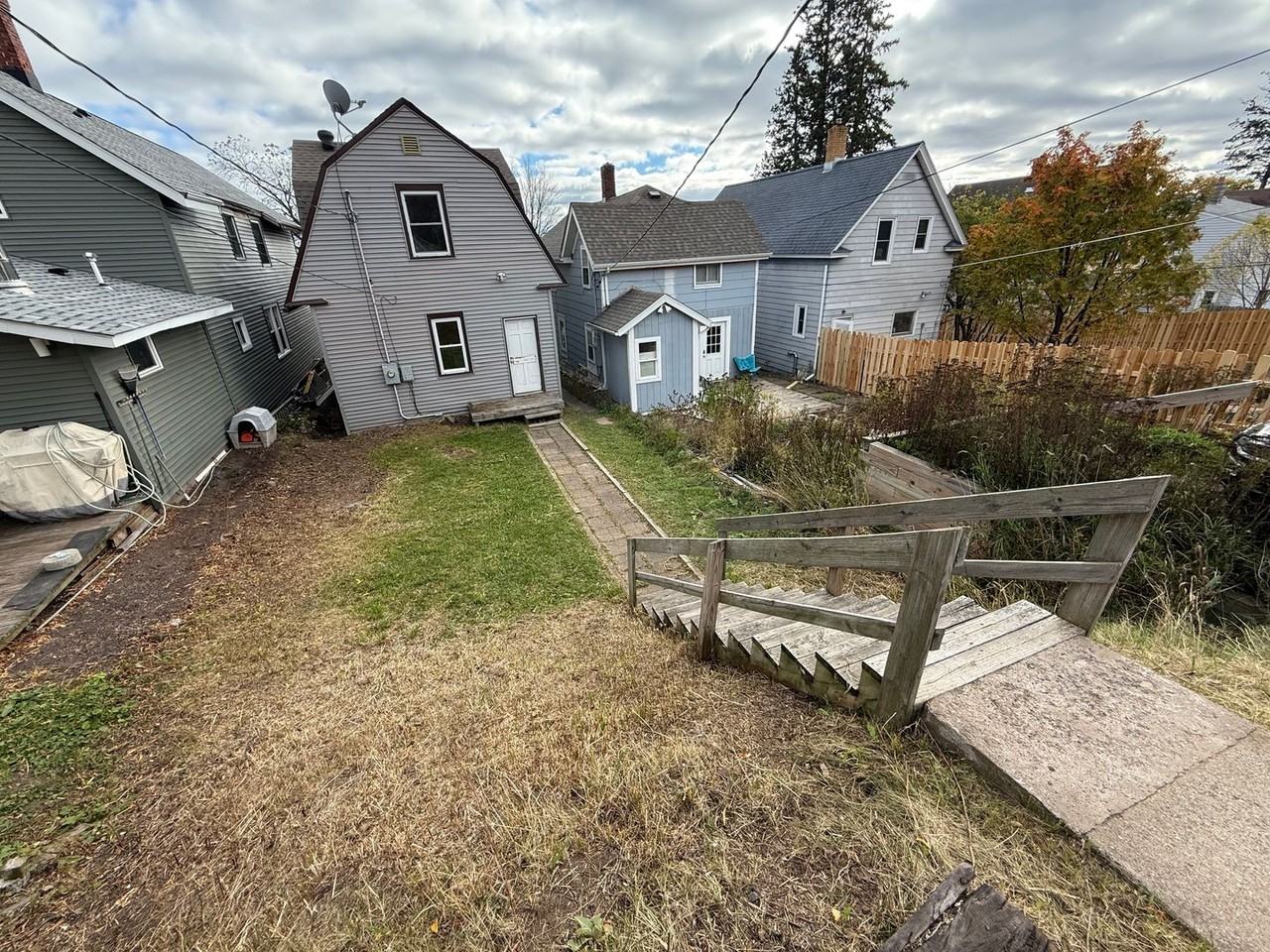 1623 East 5th Street - Photo 6 of 23